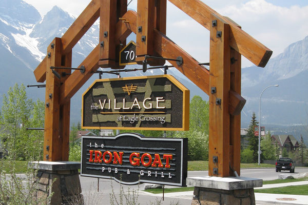 Iron-Goat-Pub-Grill-Alberta-Canadian-Timberframes-Sign